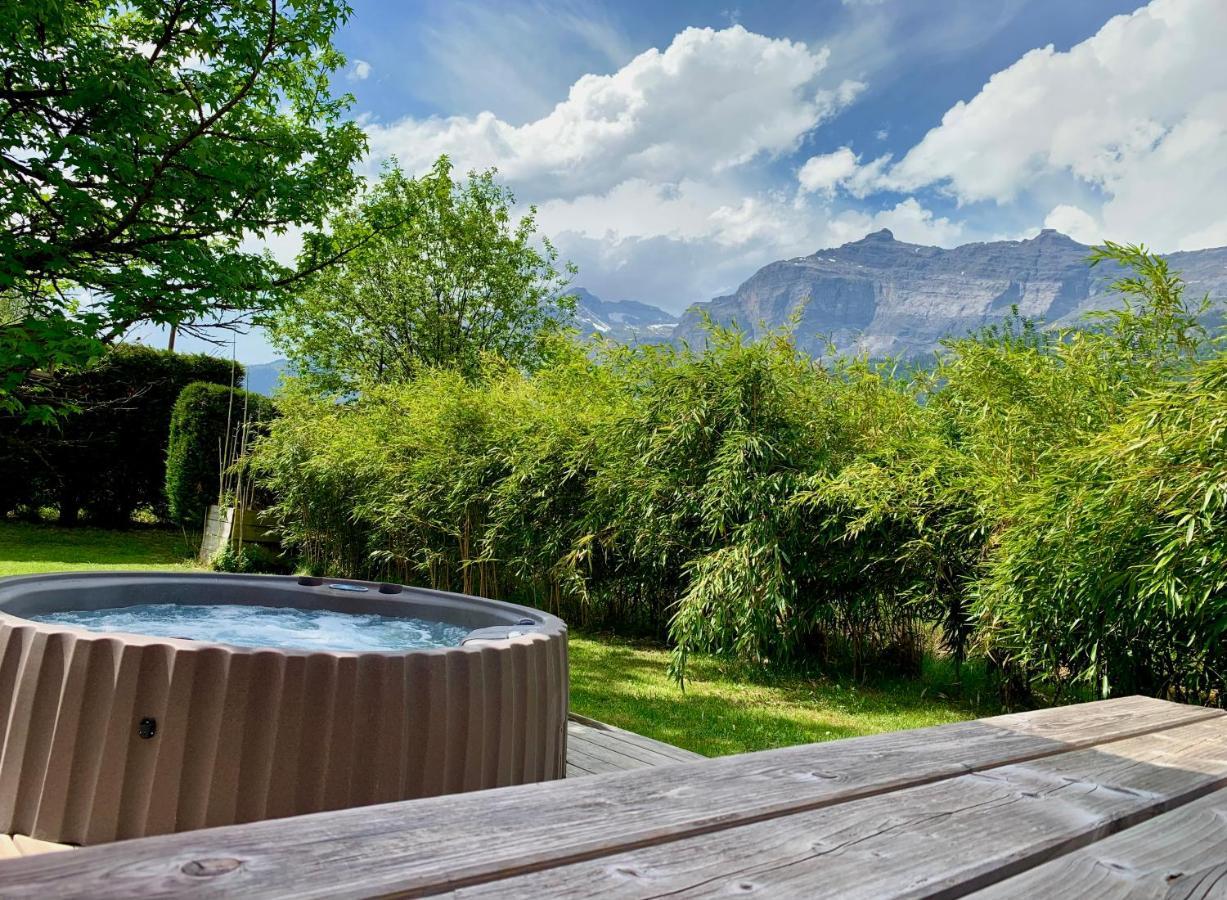 Appartement Avec Jacuzzi Dans Chalet Prive, Grande Terrasse, Parking Gratuit Les Houches Exterior foto